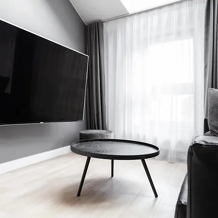 Househost Miodowa 42 20